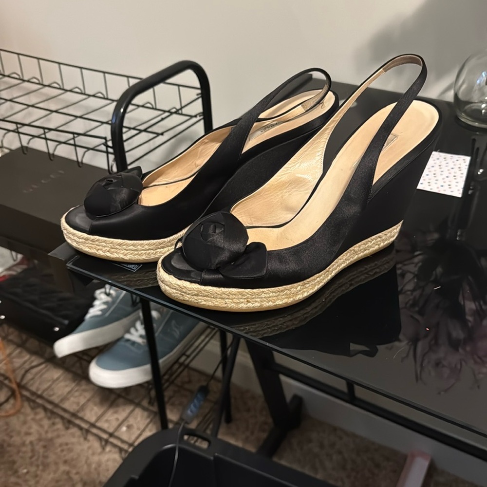 Prada Black Espadrille Shoes with Sophisticated Design - Picture 2 of 6